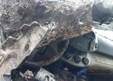 2010 Toyota Rav4 from USA, damaged, VIN JTMBF4DV9AD039099